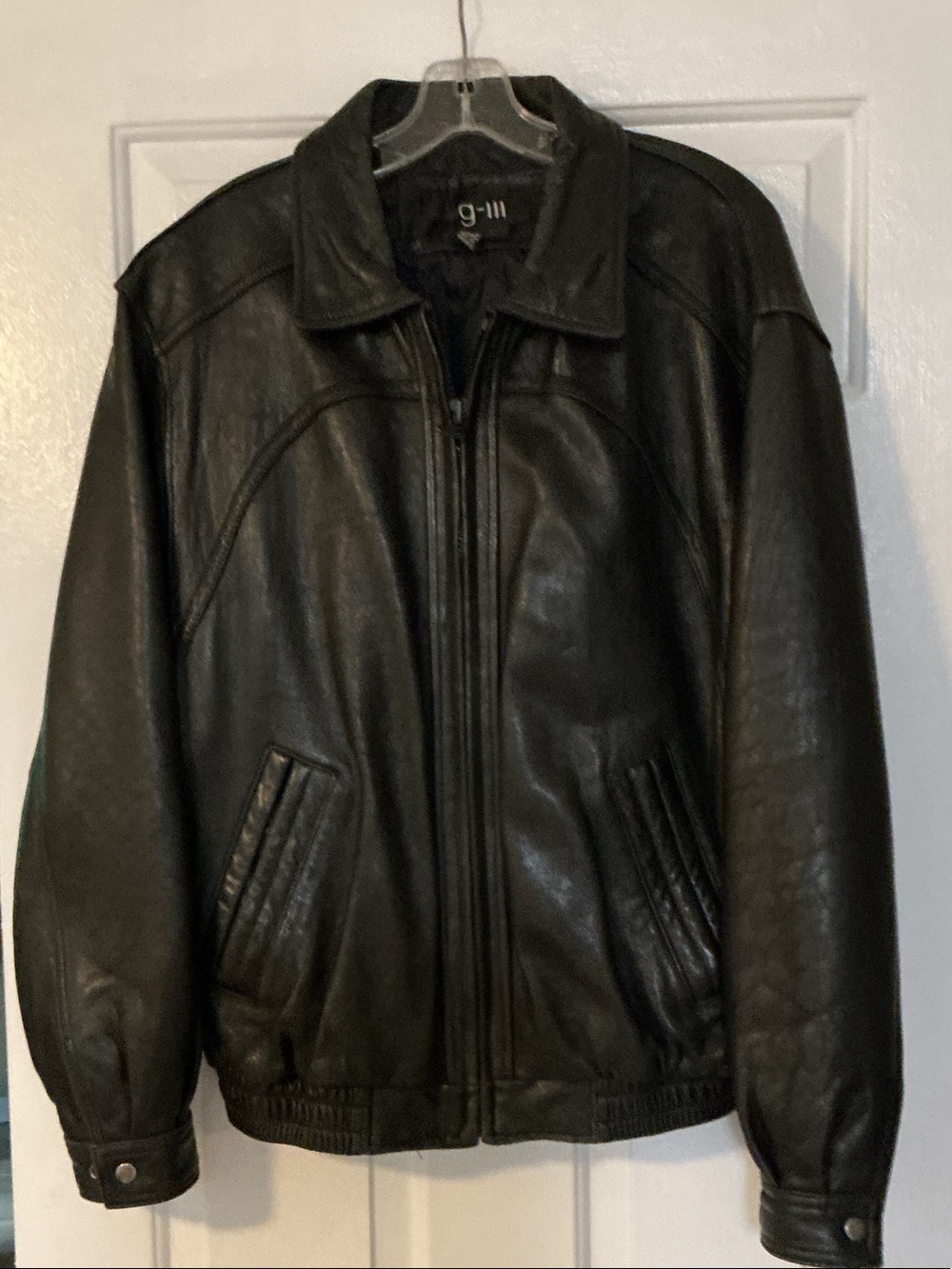 Vintage 90s G-III Men’s Black Genuine Leather Bomber Jacket